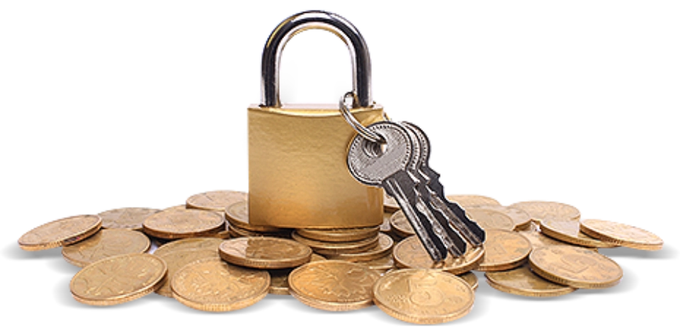 kłódka na stosie monet