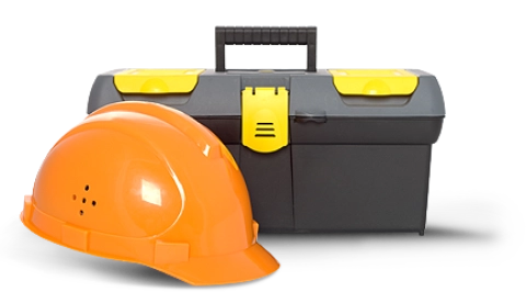 kask i skrzynka na narzędzia